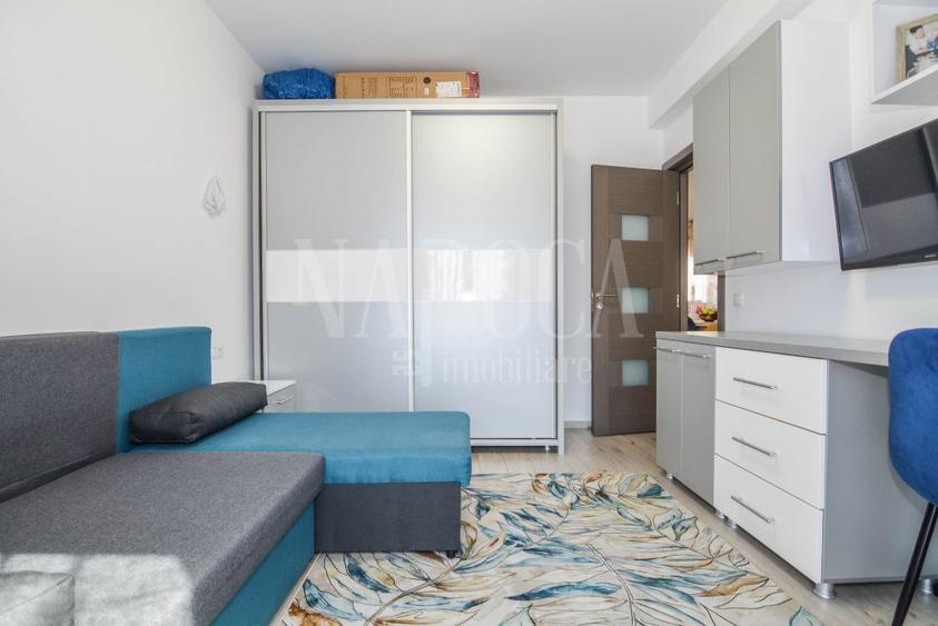 Apartament 3 camere de vanzare in Floresti
