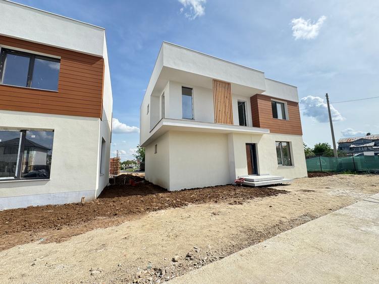 PROMOTIA LUNII- VANZARE CASA INDIVIDUALA IN CHIAJNA -COMISION 0%