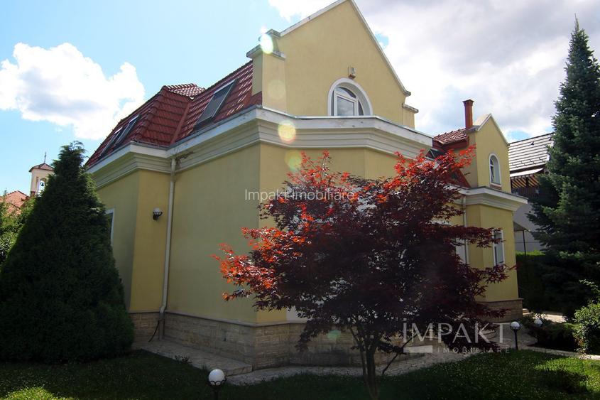 Casa individuala situata la 2 minute de Parcul Engels ! - 42