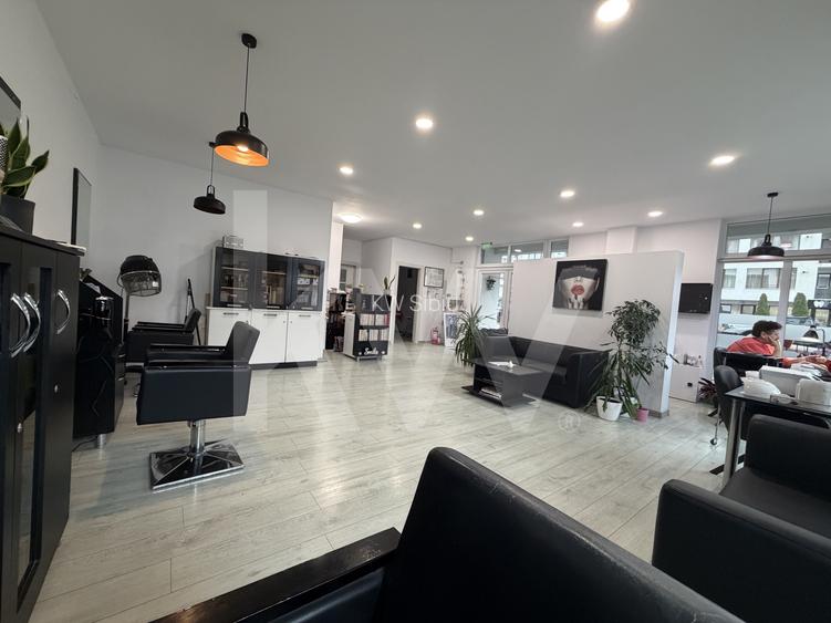 Închiriere post de lucru coafor / frizerie - 4