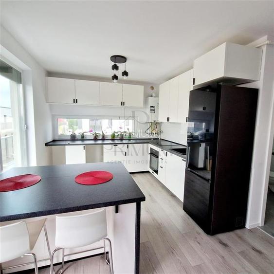 BUZIASULUI - 3 CAM - PENTHOUSE - LOC PARCARE - INCALZIRE IN PARDOSEALA - MOBILAT - 7