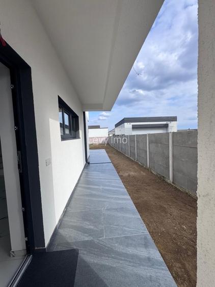 1/2 duplex direct de la proprietar comision 0%  - 5