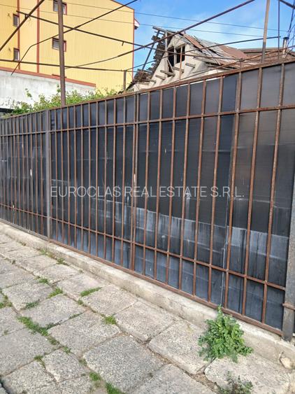 3 corpuri de casa la sol - zona Dacia - 280.000 euro (Cod E6) - 2