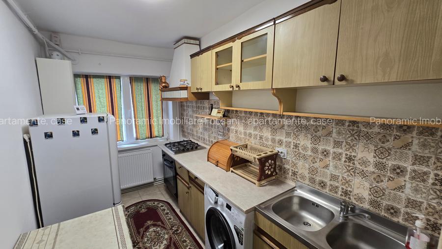 Apartament de vanzare  2 camere, central Focsani - 8