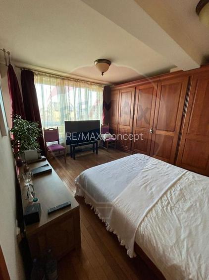 Casă | Vilă insiruita | Inchiriere| 5 camere - 5