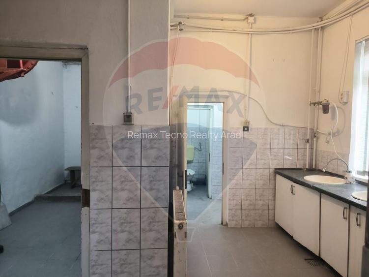 Spatiu industrial de 435mp de inchiriat in zona Sannicolau Mic - 13