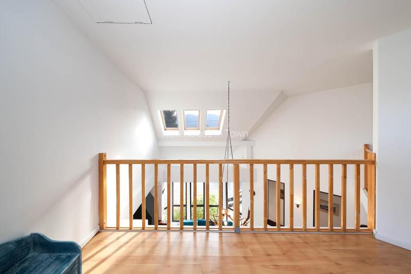 Vilă spațioasă de vânzare în Predeluț, Bran | 2000mp - 36