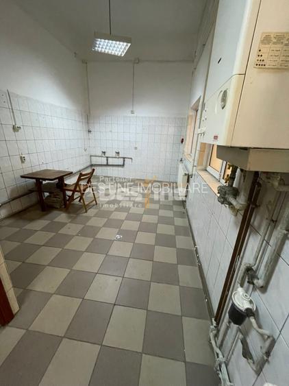 Spațiu comercial de vânzare – Bd. Timișoara, parter bloc - 7