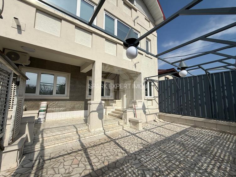 Spațiu comercial Birouri/ Notariat, Zona Centrala, Gh. Doja- Afi, Ploiești - 2