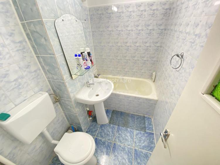 Garsoniera-Bloc Stradal- Calea Rahovei - 4