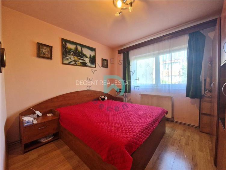 Apartament 4 camere, etaj intermediar, Tractorul, Brasov - 3
