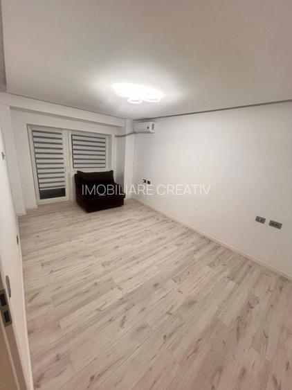 Apartament 3 camere de vanzare in Decebal - 30