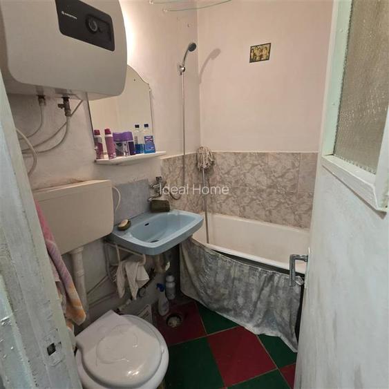 Garsoniera q1 Alexandru etajul 2 - 3