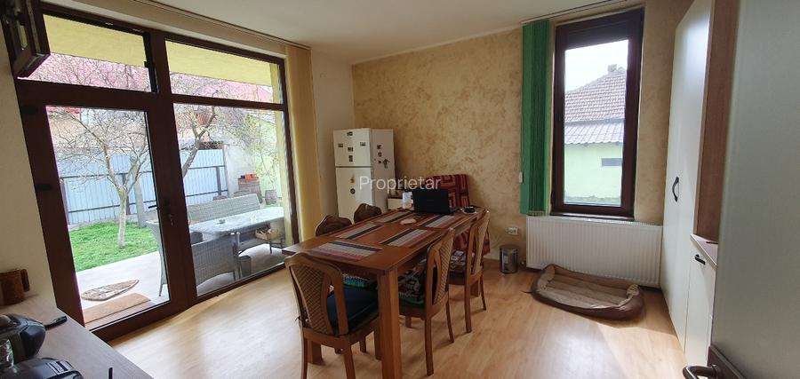 Proprietar vând casă individuală pe colț în zonă liniștită - 8