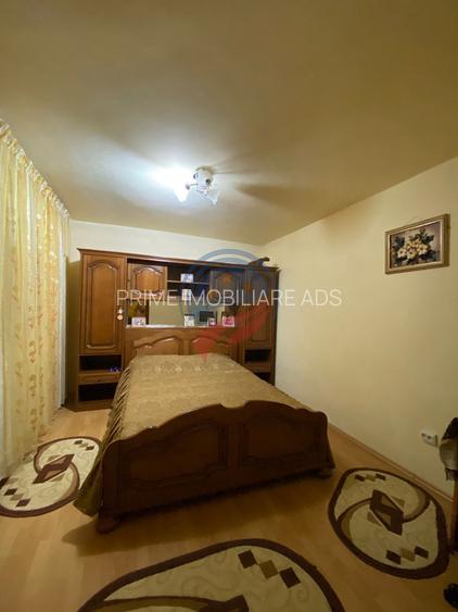 VILA GENEROASA CU TEREN 720 METRI IN APROPIEREA  ELECTROPUTERE MALL - 11