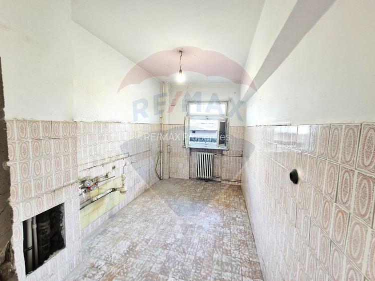Apartament 4 camere de vânzare | Zona P-ta Unirii Constitutiei - 9