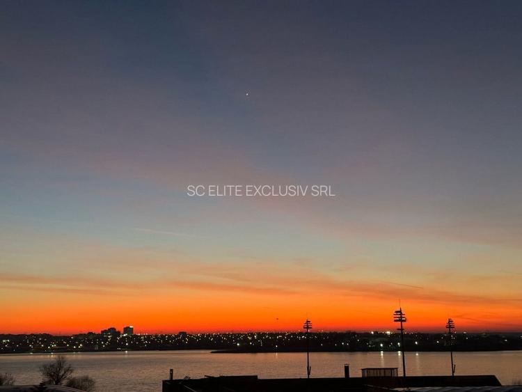 Stațiunea Mamaia - 3 camere, vedere panoramică la lac &acirc; Vila Ovidiu - 37