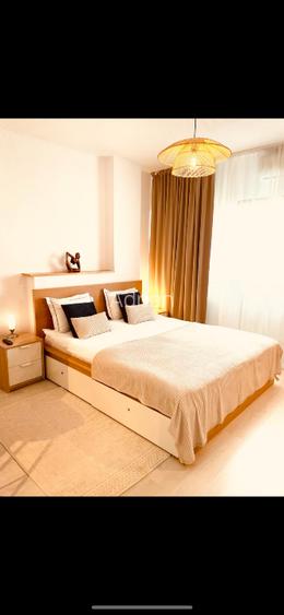 Garsonieră Universitate, metrou  - 4