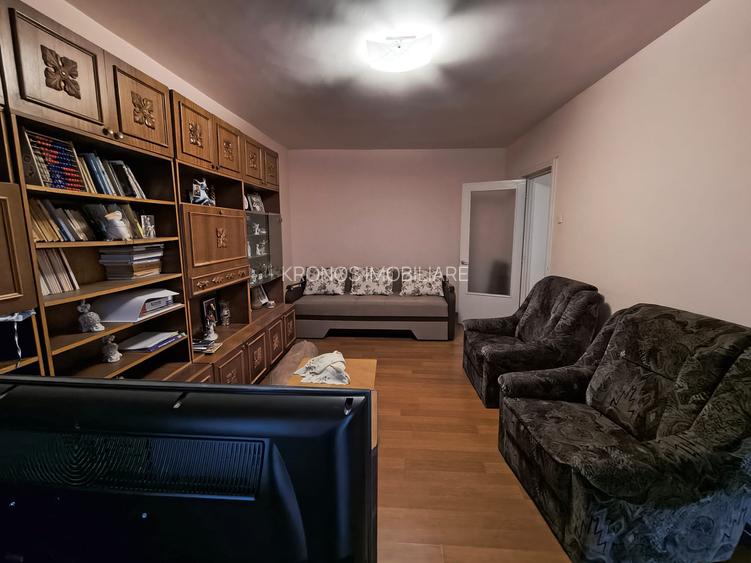 EXCLUSIV !GARA  3 CAMERE , 2 BALCOANE,LIBER  79 MP PRET 144000 EURO - 3