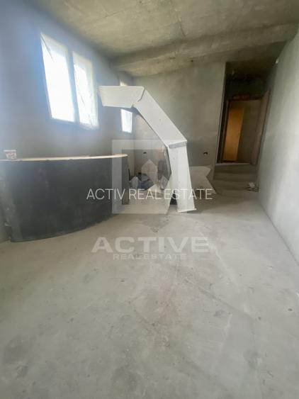 Imobil cu curte pentru depozitare/activitati auto  - 3