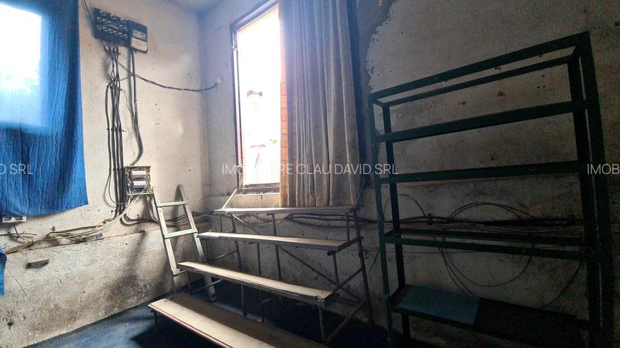 SPATIU PENTRU ACTIVITATI PRACTICE - MESTESUGARESTI - 9