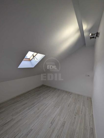 Mansarda de 4 camere, zona centrala, Floresti ! - 5