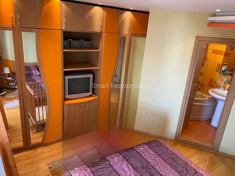 3 camere 13 septembrie sebastian bloc din 1990 hol H - 2