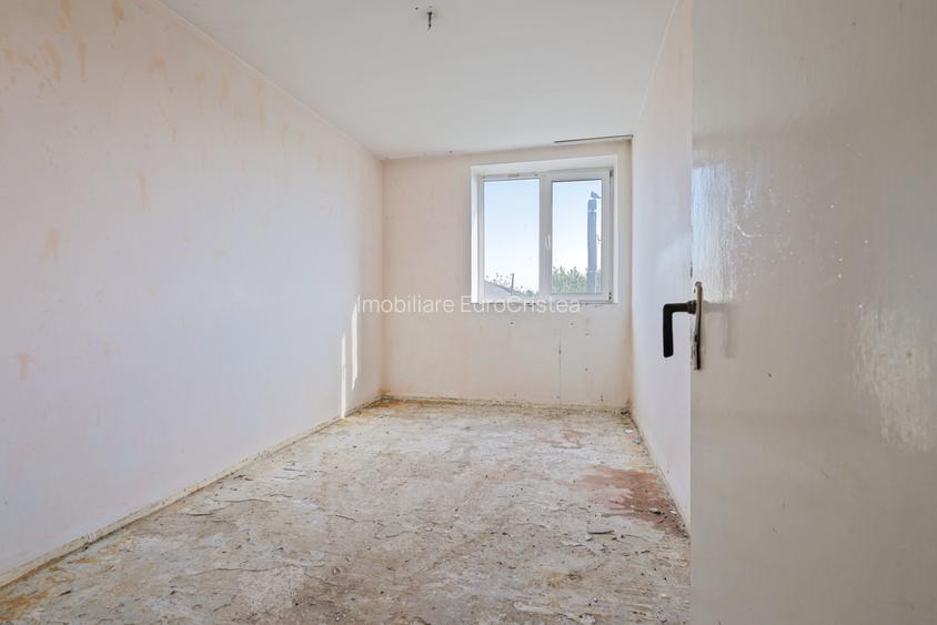 Apartament 3 camere de vânzare – 23 August, Constanța, 4km de plajă - 7