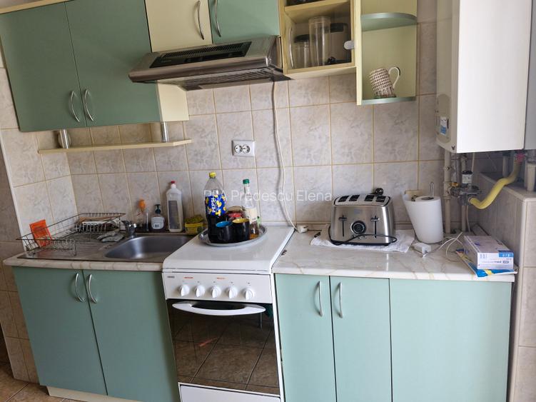 Girocului lângă fosta Baricada - 18