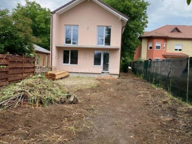 Saftica DN1 4Cam 3Bai Casa 2023 Curte 366mp Libera Pozitie Buna - 4