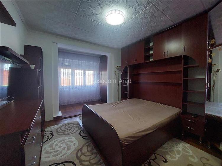 Apartament 3 camere, cu terasa, in Chisineu Cris - 5