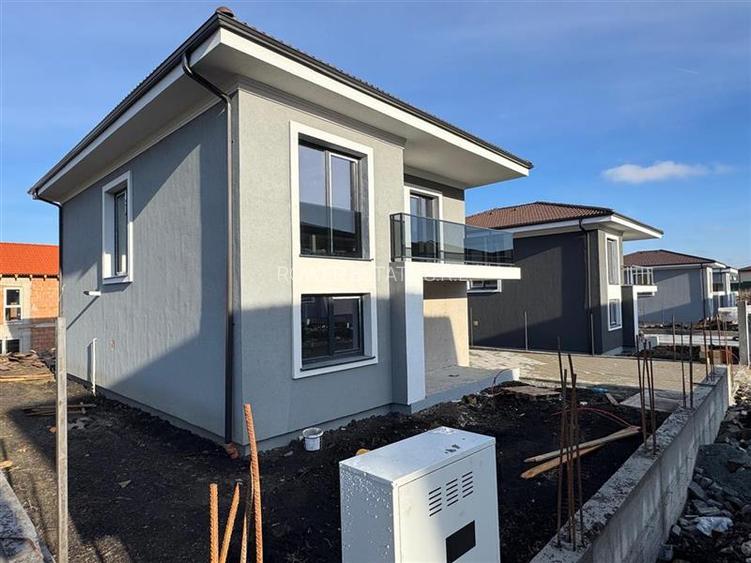 Casa Individuala situata in Chinteni,120 mp utili + suprafata teren 500 mp! - 8