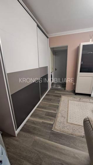 CASA DE CULTURA, 2 CAMERE, 2 BALCOANE, GAZE, 47 MP PRET 95000 EURO - 3