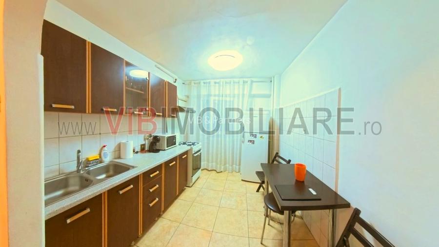 3 Camere, Birouri sau Locuinta, Camera de Comert, Disponibil si Nemobilat - 2