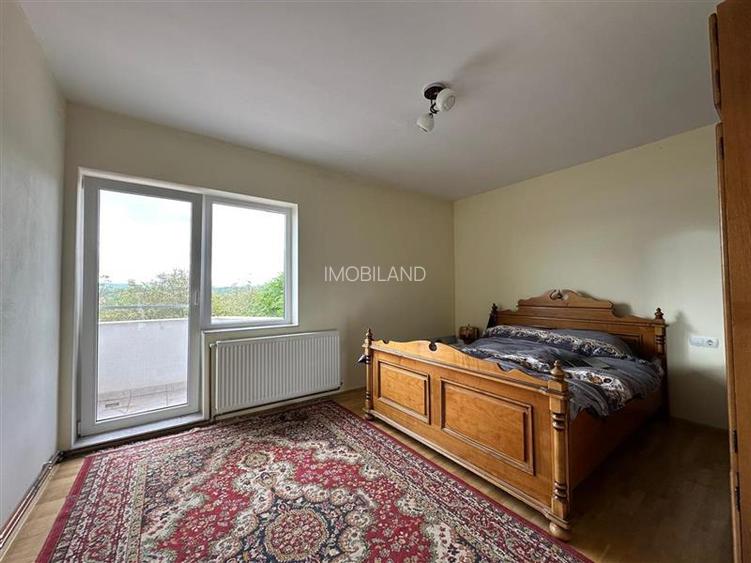 Casa spatioasa 160mp, cu 6 camere si 2150 mp teren - 10