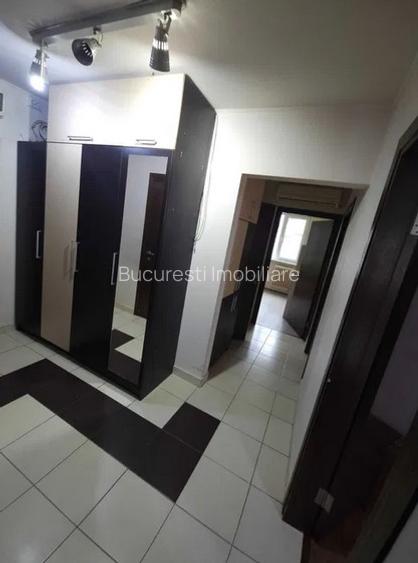 TITAN 1 Decembrie metrou etajul 1/4 DECOMANDAT,LIBER! - 5