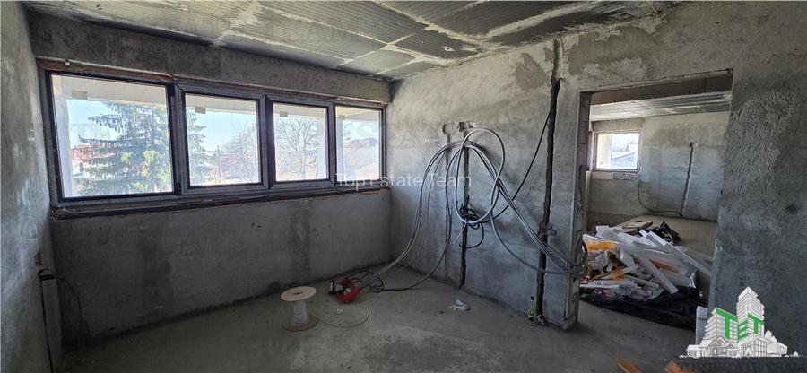 Domnesti - Oportunitate investitie/ Teren 1.643 mp + casa la gri 476mp/  pozitie - 14