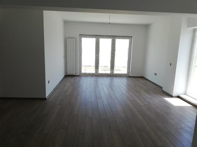 PENTHOUSE 3 CAMERE, TERASA 48 MP, TRACTORUL, ZONA CORESI MALL - 3