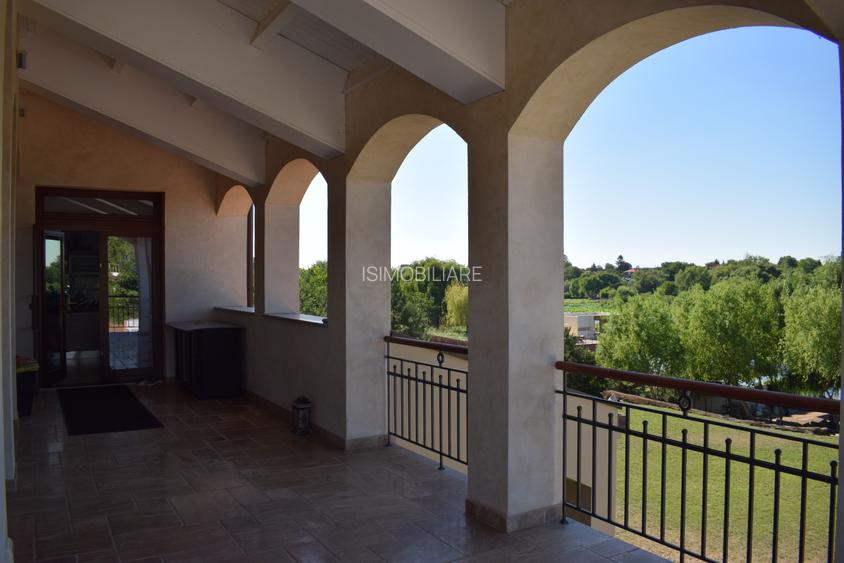 Conac lac Snagov cu ponton - 13