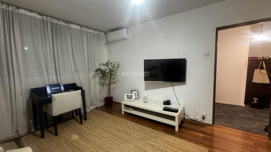 Vanzare apartament de 2 camere Obregia- Piata Sudului - 4