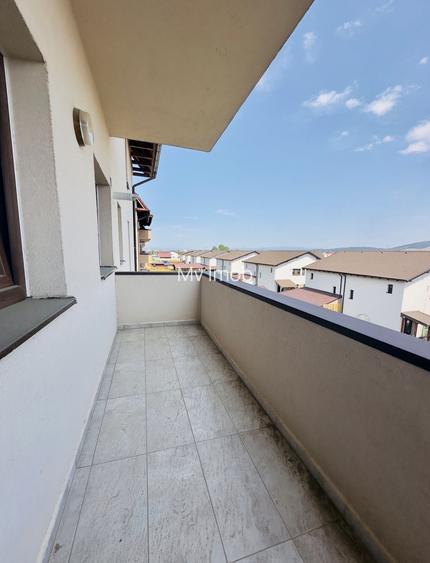 Garsoniera la intrare in Sanpetru langa noul Mall str Sf Stefan nr 2 - 6