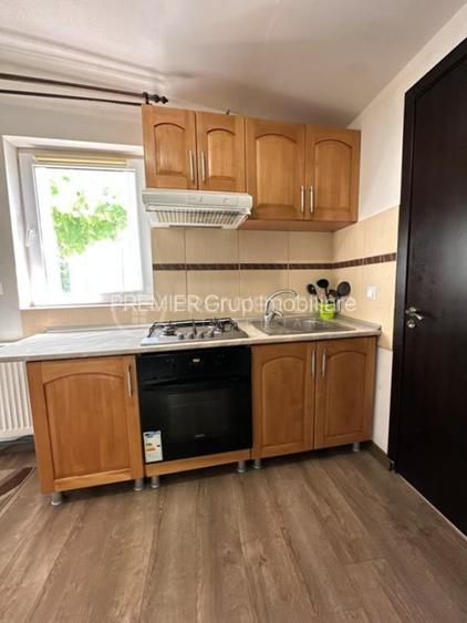 La curte! Apartament 2 camere 60mp, Centru, CT - 11