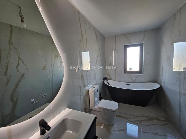 Duplex nou, P+E, 1 apartament la cheie, 1 la alb, Moșnița Veche, comision 0% - 33