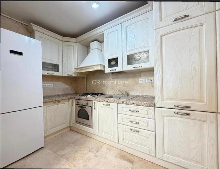 Vanzare apartament 3 camere Clucerului - 6