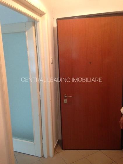 Apartament in bloc stradal Magheru ideal firma/birou - 7