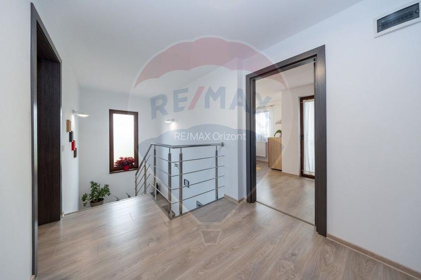 Casă individuală,cu beci, în cartierul Izvor – eleganță  confort - 24