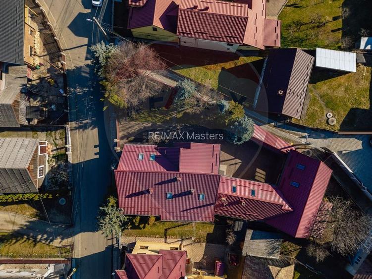 Casă / Vilă cu 10 camere de vânzare în zona Nord-Vest - 12