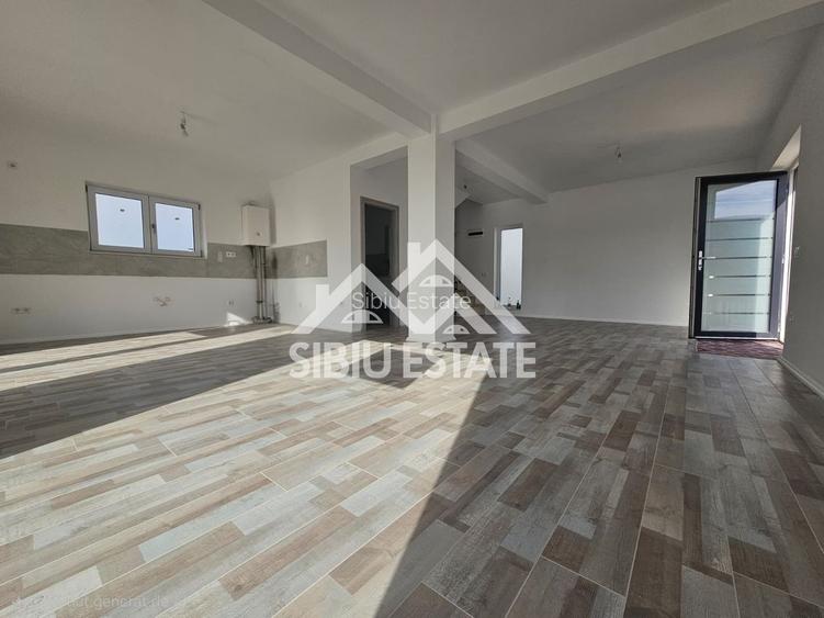 Casa Sibiu Vest, zona Cristian - 16