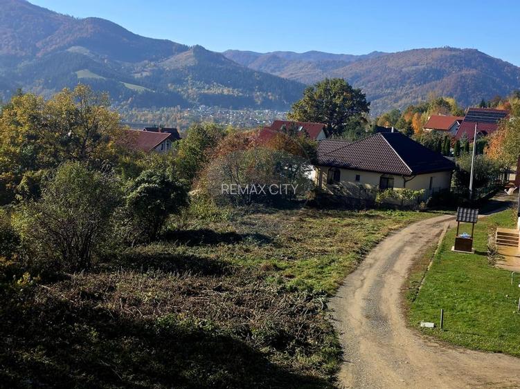 Casă / Vilă cu 5 camere de vânzare - 40