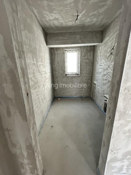 Apartament de 4 camere , 89 mp utili, terasa 103mp, zona VIVO - 9